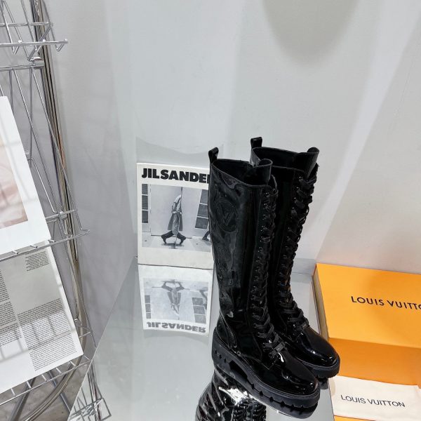 Designer LUV BOOTS 015