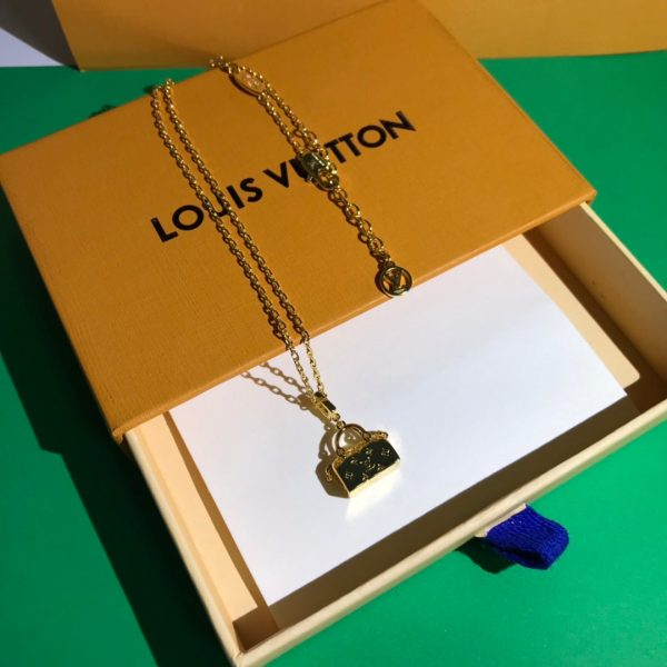 BN – Luxury Edition Necklace LUV027