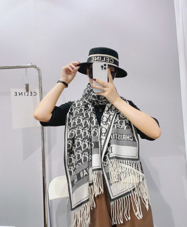 BN – Luxury Edition DIR Scarf 004