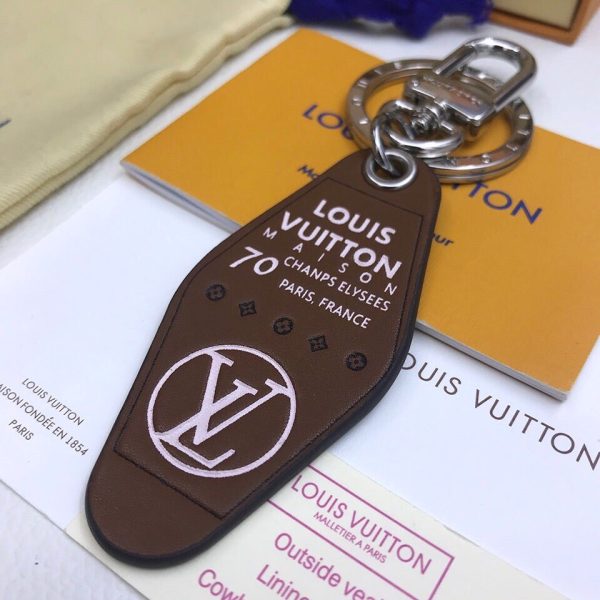 BN – Luxury Edition Keychains LUV 008