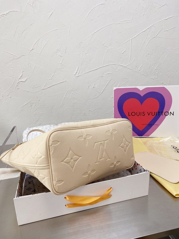 BN – Luxury Edition Bags LUV 076