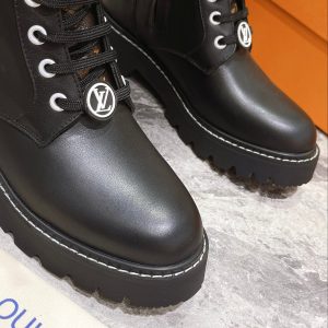 Designer LUV BOOTS 040