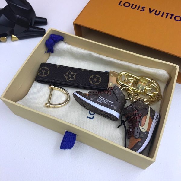 BN – Luxury Edition Keychains LUV 009