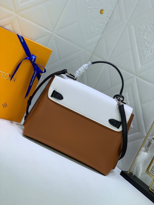 BN – New Luxury Bags LUV 745