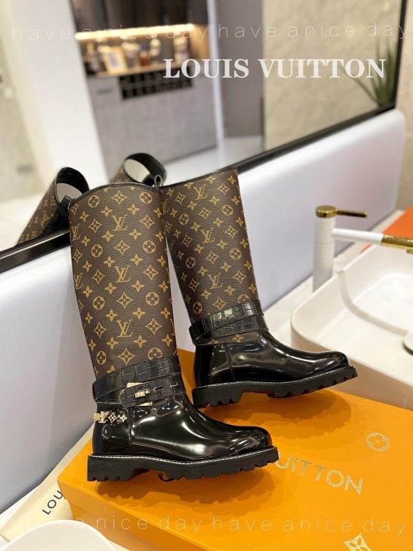 Designer LUV BOOTS 029