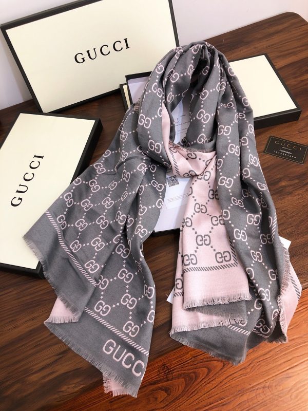 BN – Luxury Edition GCI Scarf 028