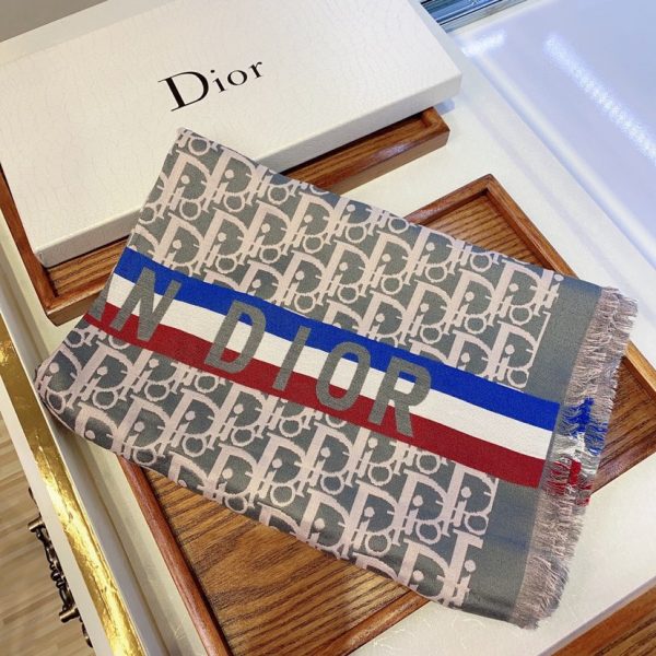 BN – Luxury Edition DIR Scarf 008