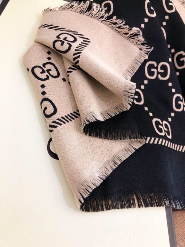 BN – Luxury Edition GCI Scarf 037