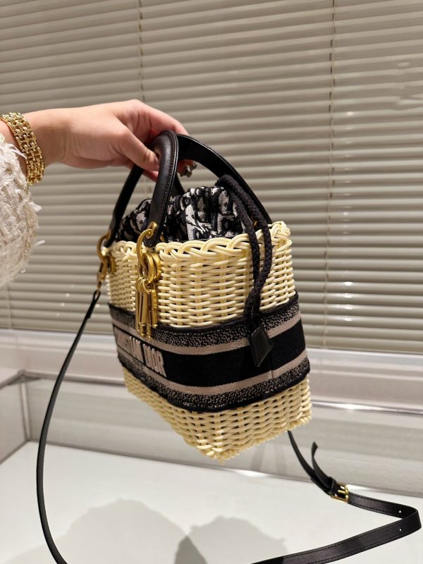 BN – New Luxury Bags DIR 374