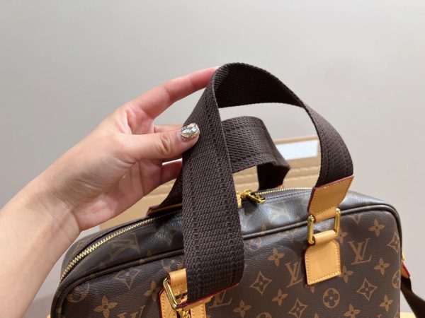 BN – New Luxury Bags LUV 772