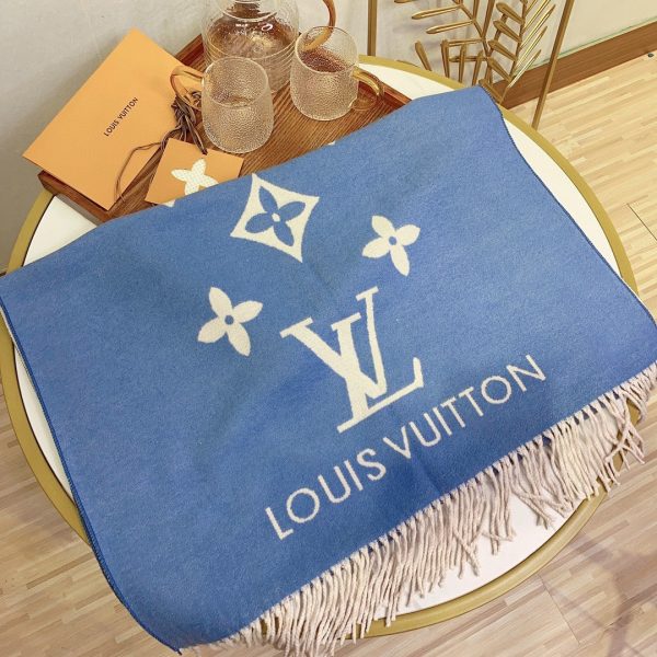 BN – Luxury Edition LUV Scarf 035