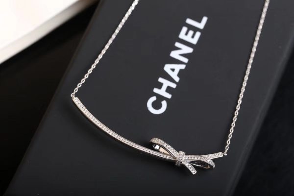 BN – Luxury Edition Necklace CH-L058