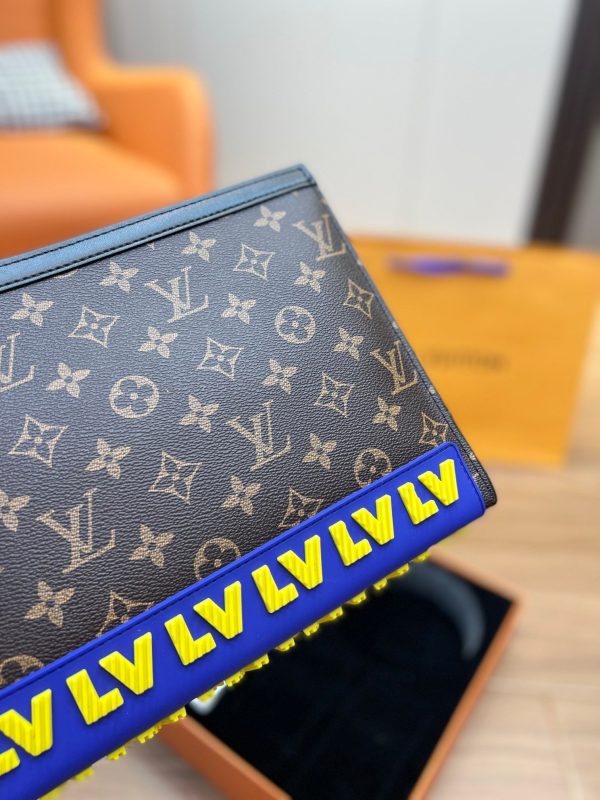 BN – Luxury Bags LUV 531