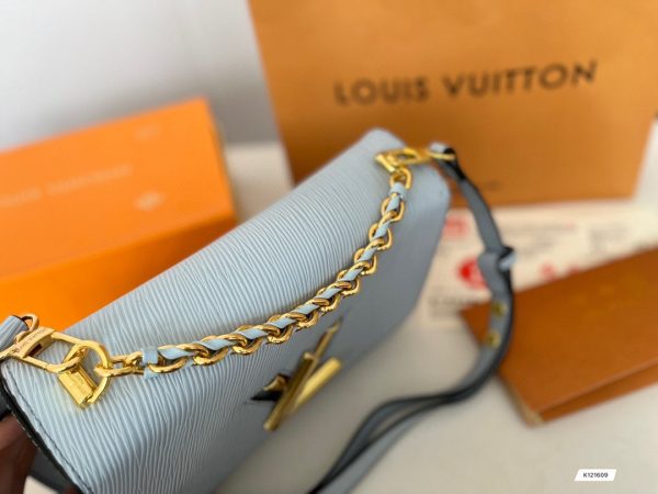 BN – Luxury Bags LUV 530