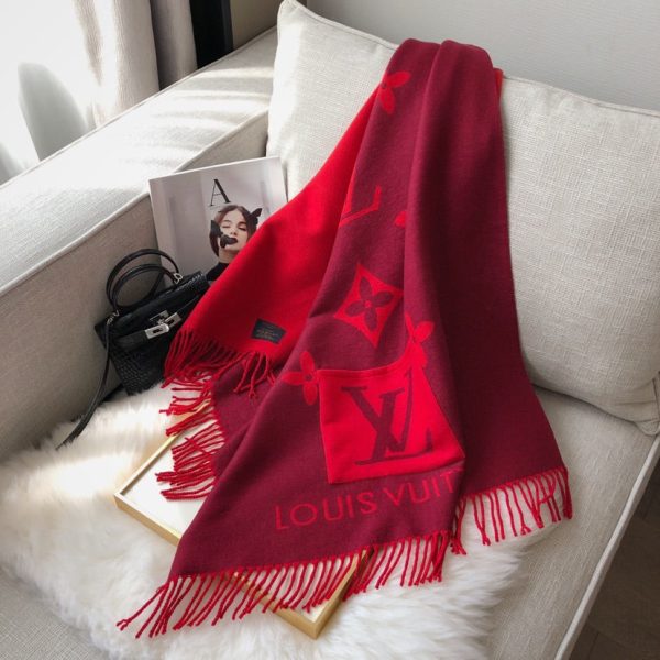 BN – Luxury Edition LUV Scarf 012