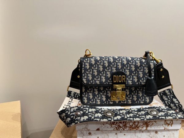 BN – New Luxury Bags DIR 364