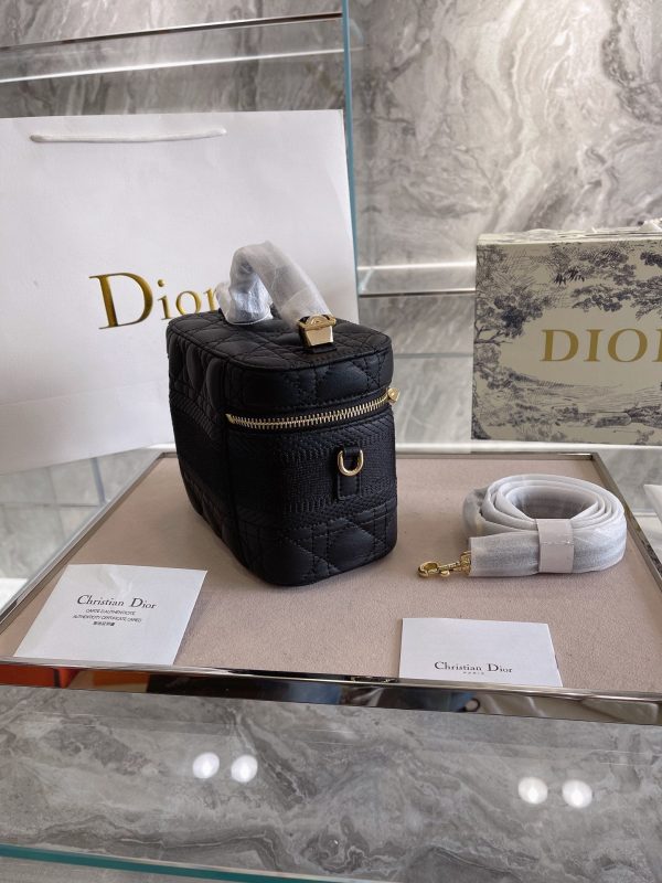 BN – Luxury Edition Bags DIR 215