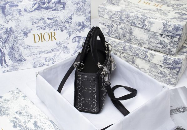 BN – Luxury Edition Bags DIR 230