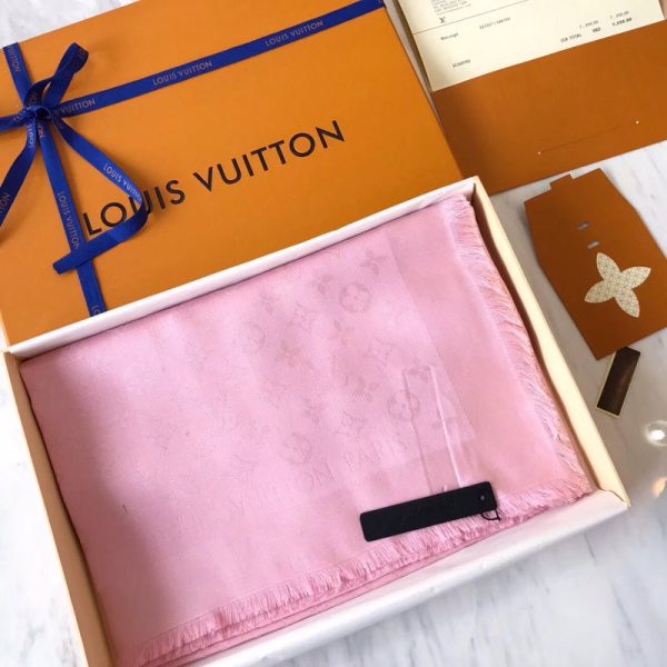 BN – Luxury Edition LUV Scarf 024