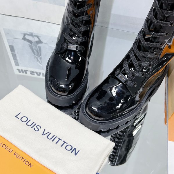 Designer LUV BOOTS 011