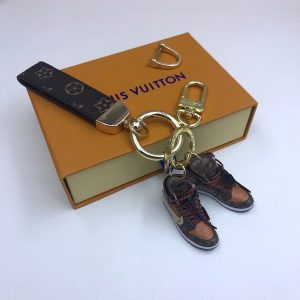 BN – Luxury Edition Keychains LUV 009