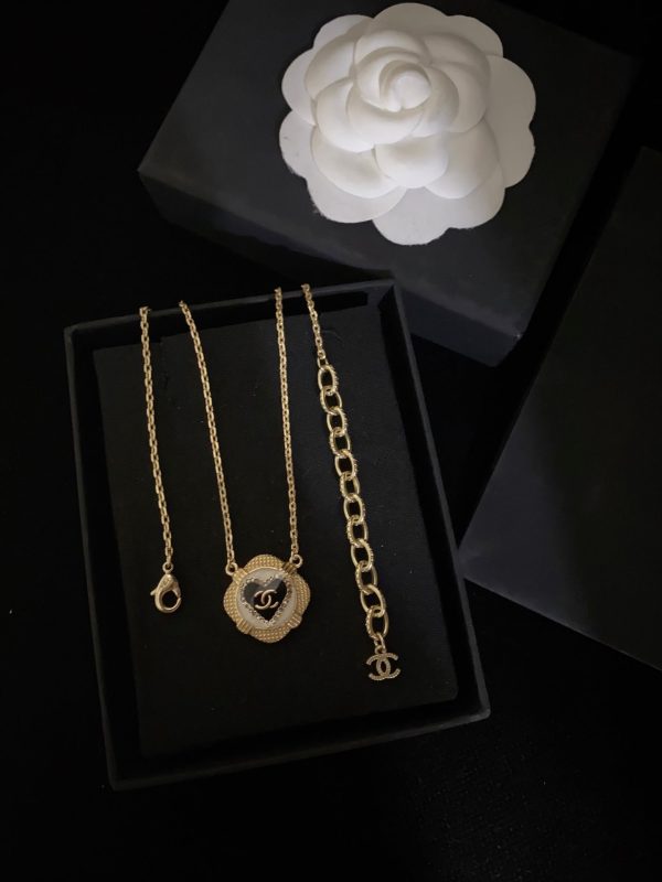 BN – Luxury Edition Necklace CH-L037