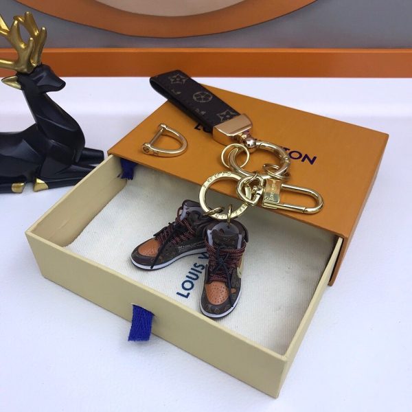 BN – Luxury Edition Keychains LUV 009