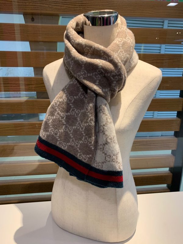 BN – Luxury Edition GCI Scarf 006