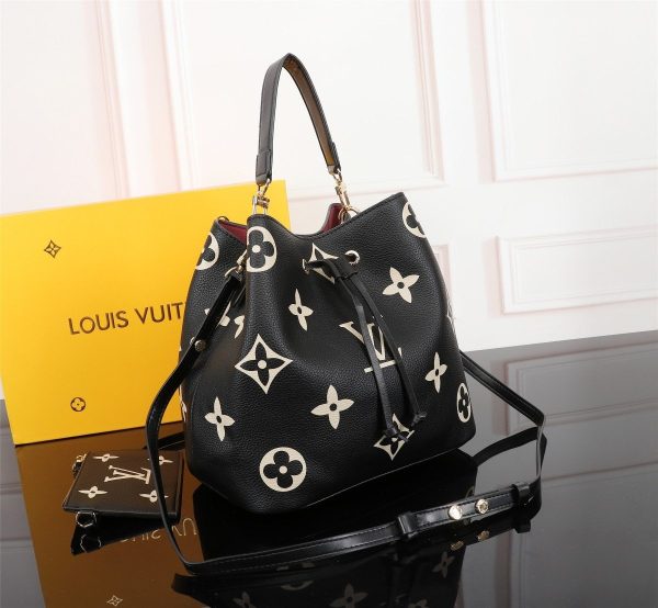 BN – Luxury Edition Bags LUV 032