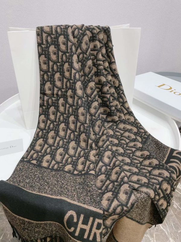 BN – Luxury Edition DIR Scarf 001