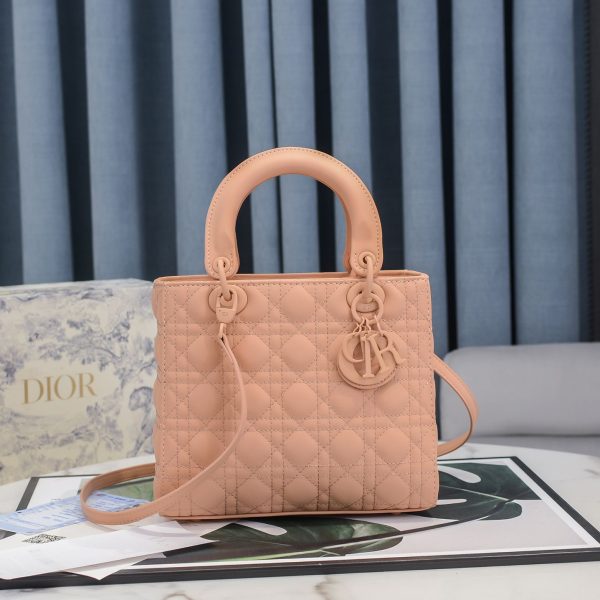 BN – Luxury Edition Bags DIR 221