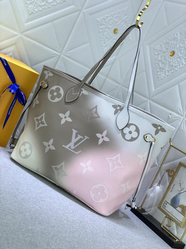 BN – Luxury Bag LUV 650