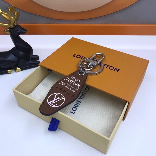 BN – Luxury Edition Keychains LUV 008