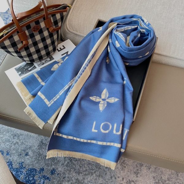 BN – Luxury Edition LUV Scarf 015