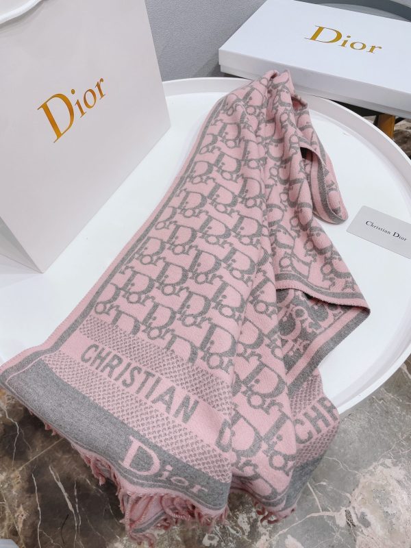 BN – Luxury Edition DIR Scarf 003