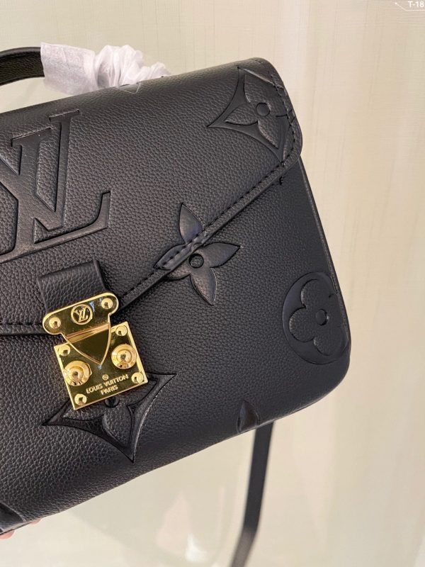 BN – Luxury Edition Bags LUV 502