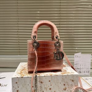 BN – New Luxury Bags DIR 370