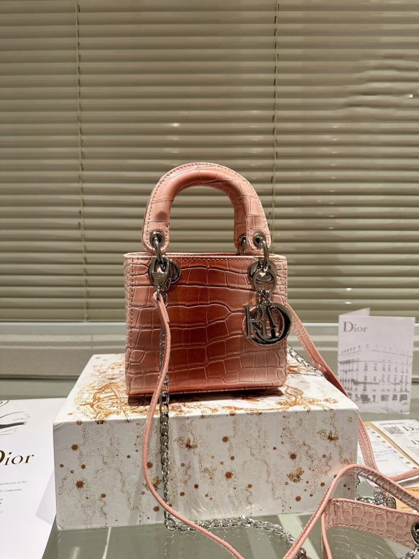 BN – New Luxury Bags DIR 370