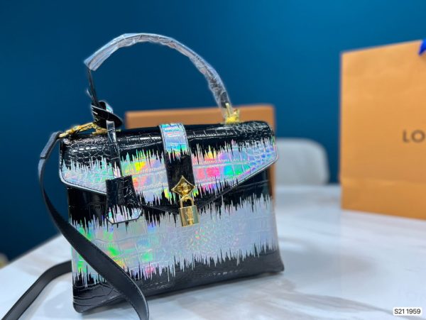 BN – Luxury Bags LUV 560