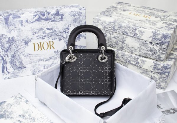 BN – Luxury Edition Bags DIR 230