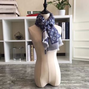 BN – Luxury Edition LUV Scarf 018