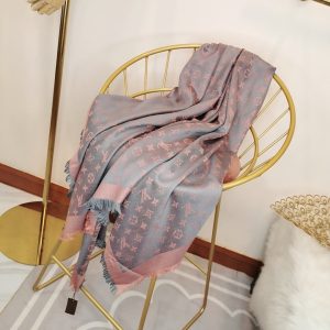 BN – Luxury Edition LUV Scarf 021