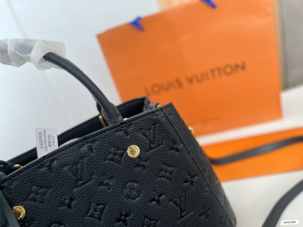 BN – Luxury Bags LUV 528