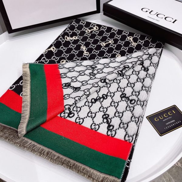 BN – Luxury Edition GCI Scarf 014