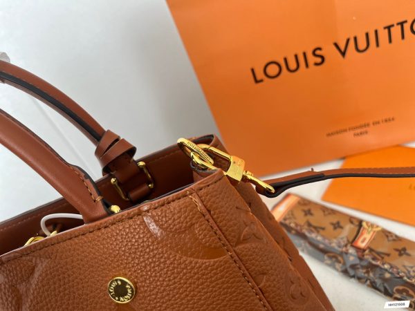 BN – Luxury Bags LUV 527