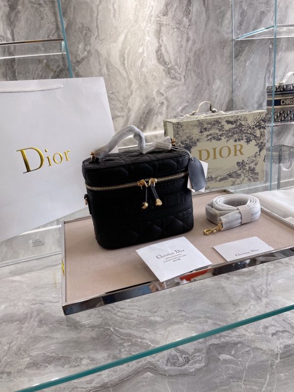 BN – Luxury Edition Bags DIR 215