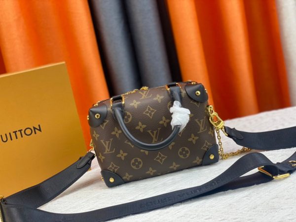 BN – Luxury Bags LUV 662