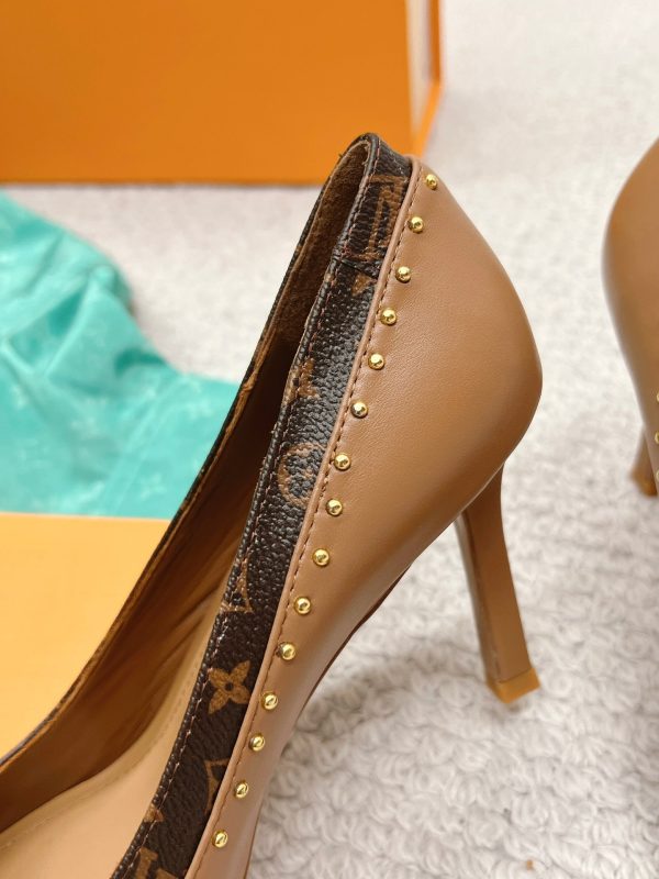 Designer LUV High Heel Shoes 042