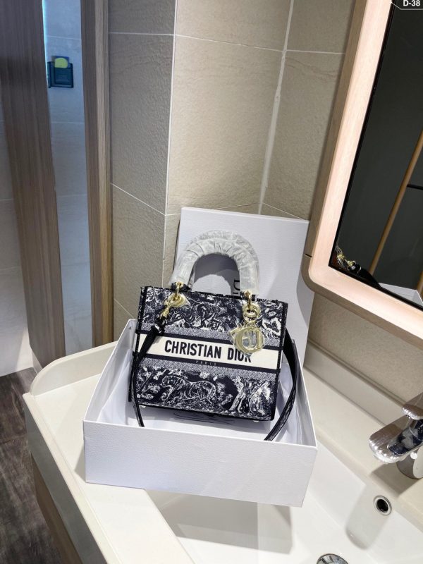 BN – Luxury Edition Bags DIR 301