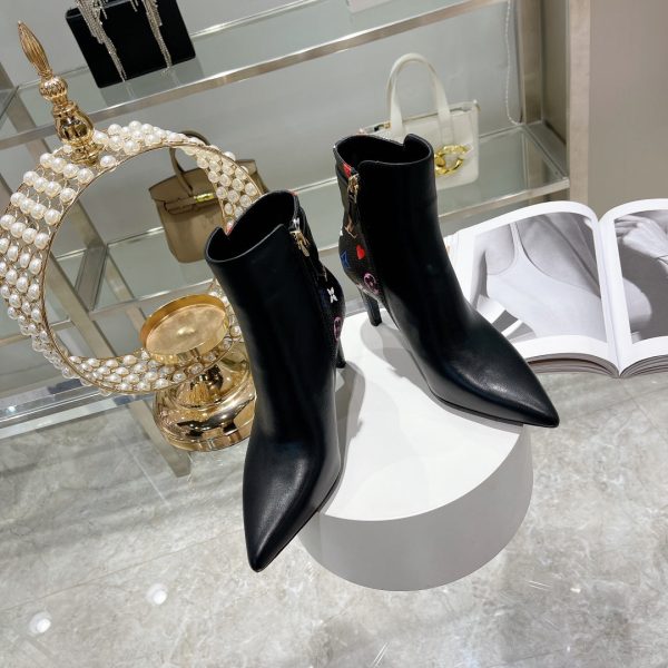 Designer LUV BOOTS 025